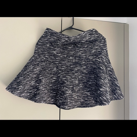 J Crew Fitted Flair Black/White Tweed Skirt, size 0 - Picture 5 of 7